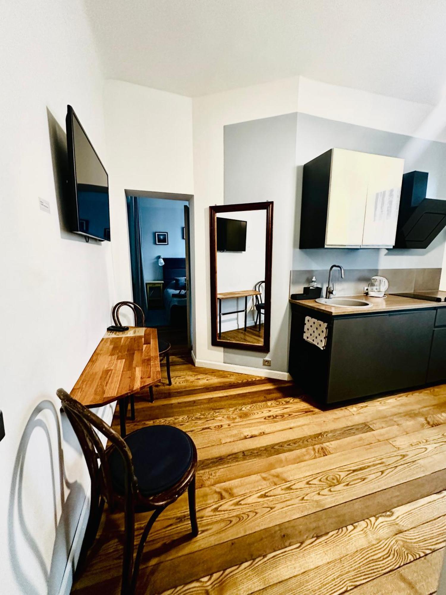 Huoneisto Baltic Design Apartments With Free Parking And Self Check In *